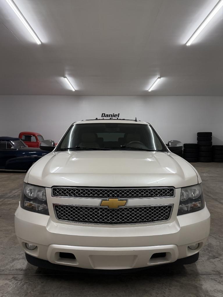 Chevrolet Suburban LTZ 1500 2WD 2013