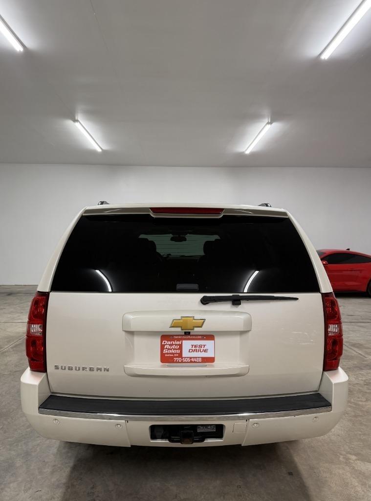 Chevrolet Suburban LTZ 1500 2WD 2013
