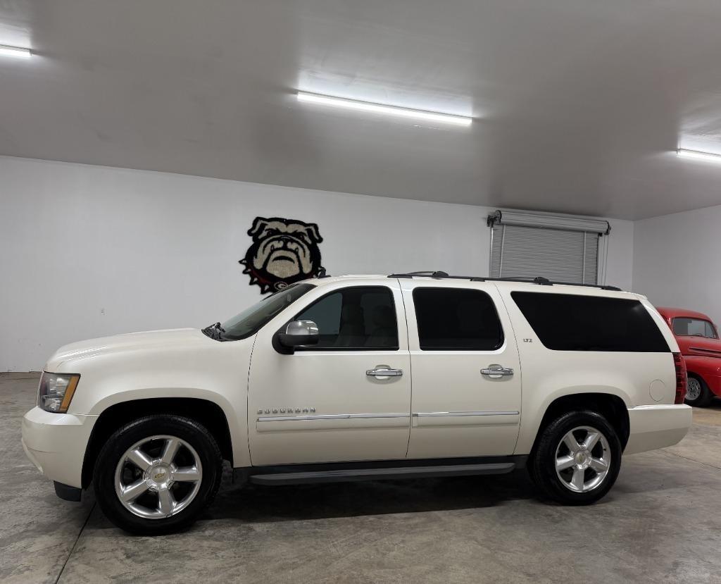Chevrolet Suburban LTZ 1500 2WD 2013