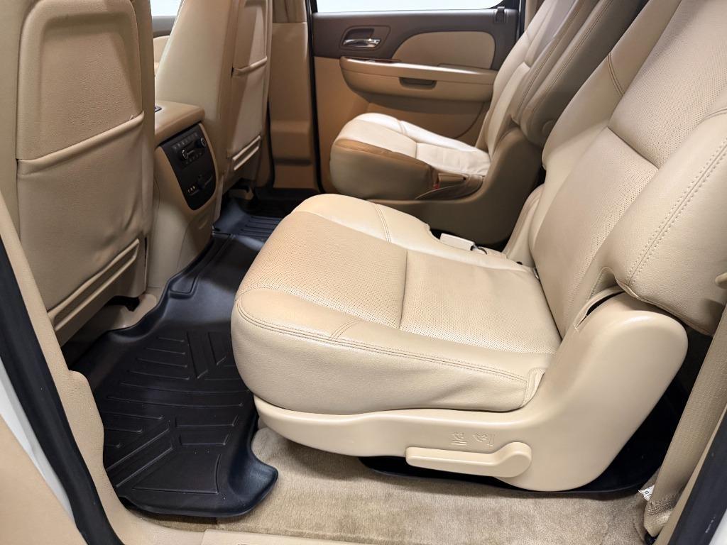 Chevrolet Suburban LTZ 1500 2WD 2013