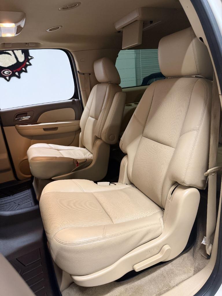 Chevrolet Suburban LTZ 1500 2WD 2013