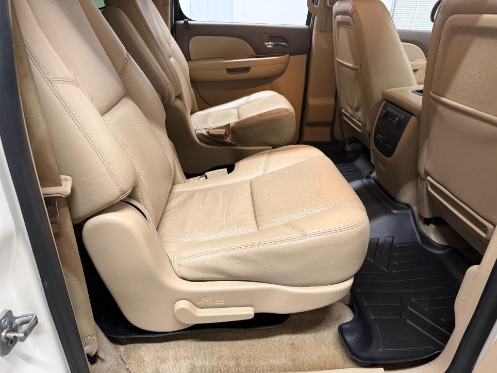 Chevrolet Suburban LTZ 1500 2WD 2013