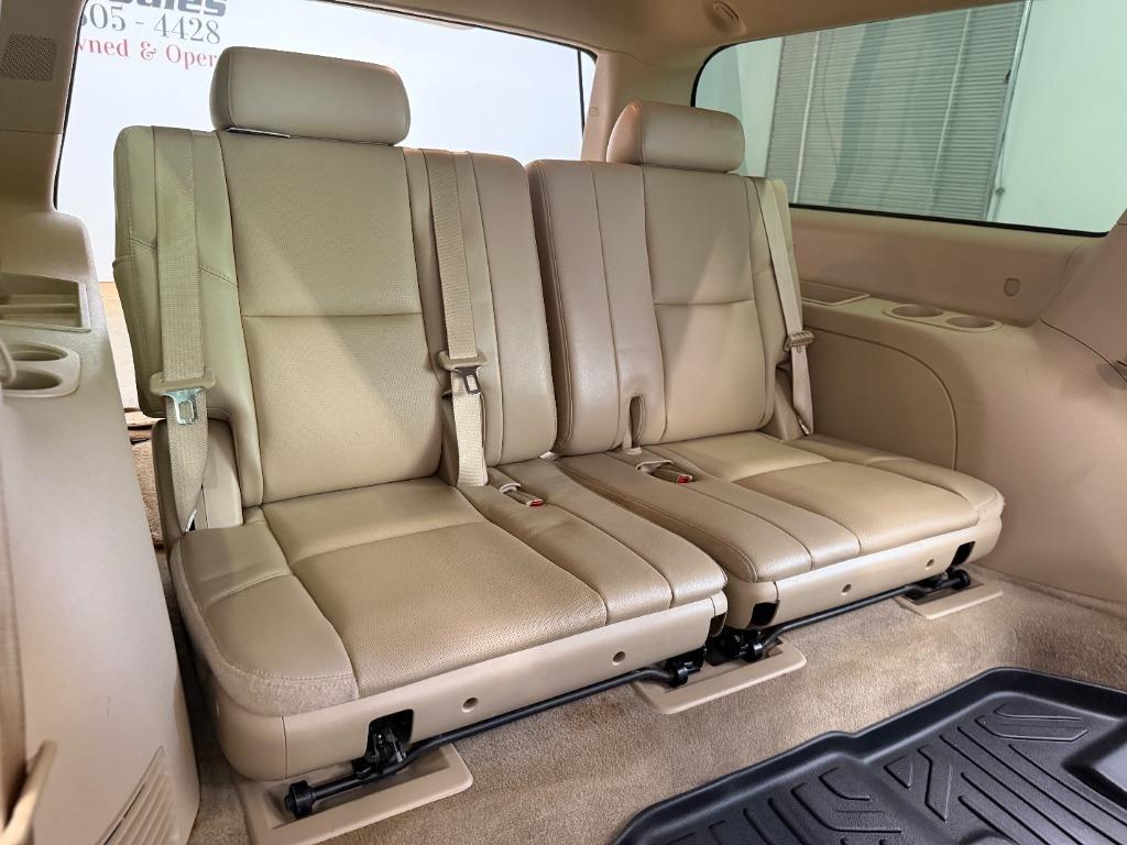 Chevrolet Suburban LTZ 1500 2WD 2013