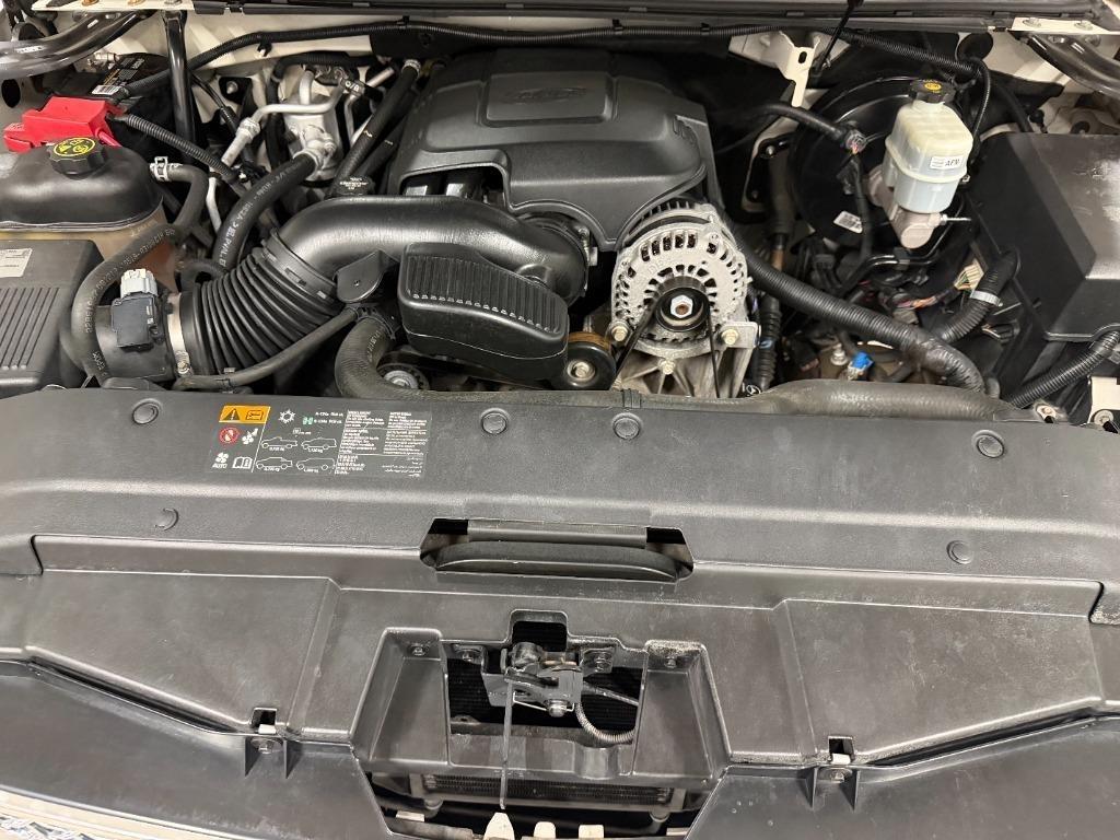 Chevrolet Suburban LTZ 1500 2WD 2013