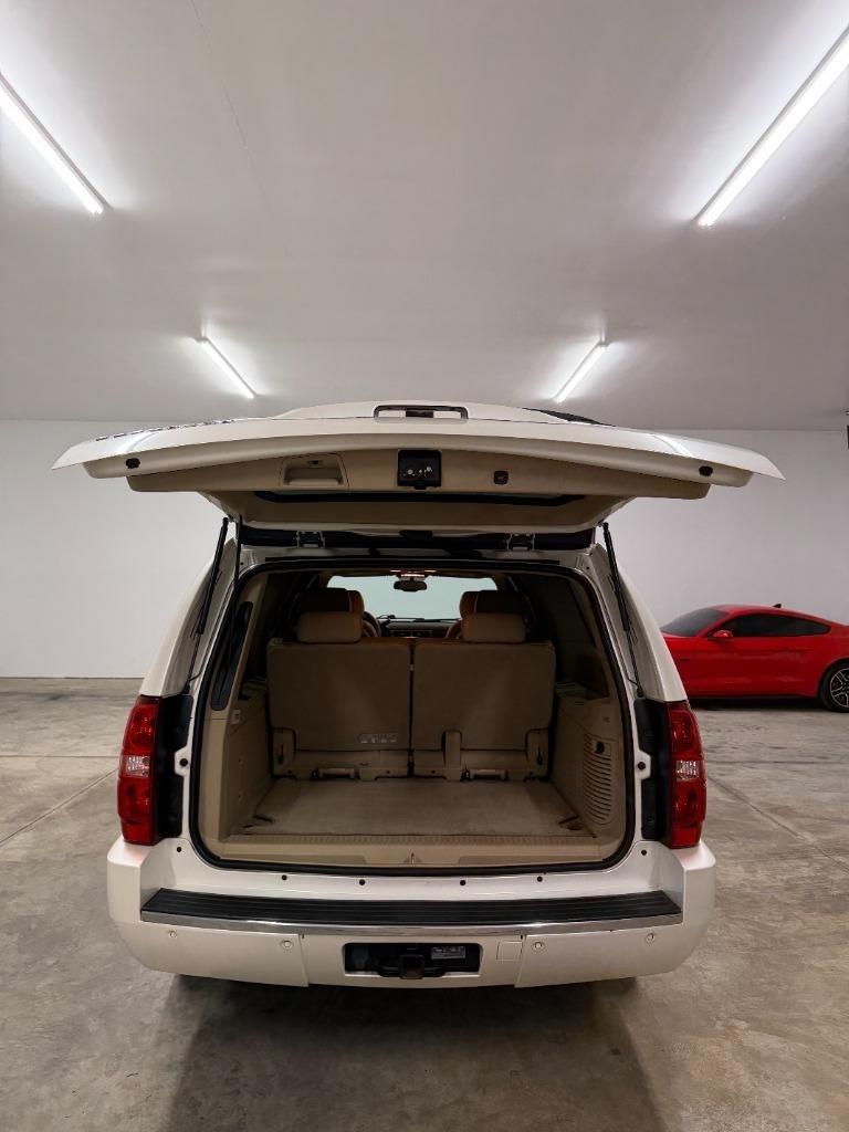 Chevrolet Suburban LTZ 1500 2WD 2013