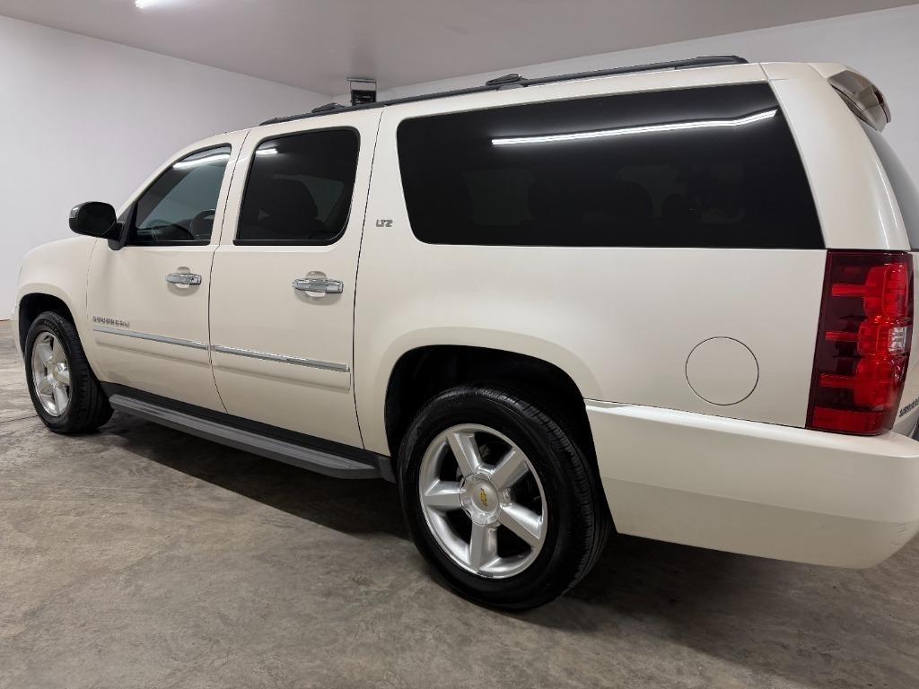 Chevrolet Suburban LTZ 1500 2WD 2013