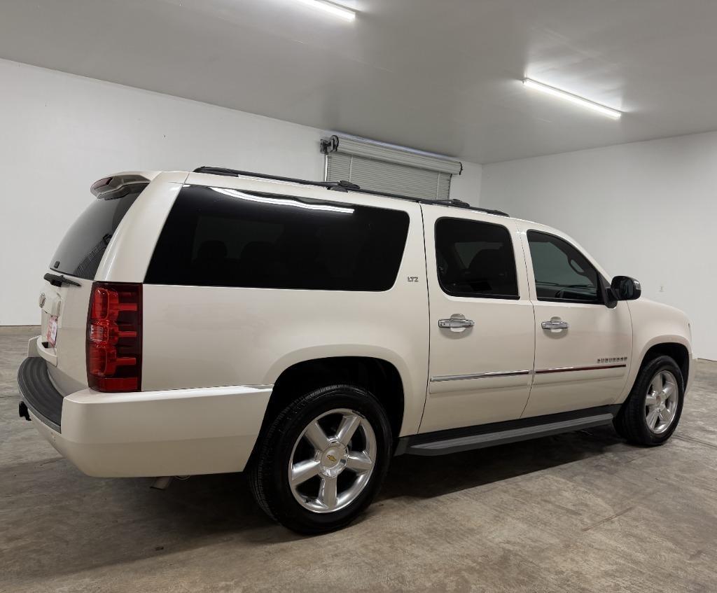 Chevrolet Suburban LTZ 1500 2WD 2013