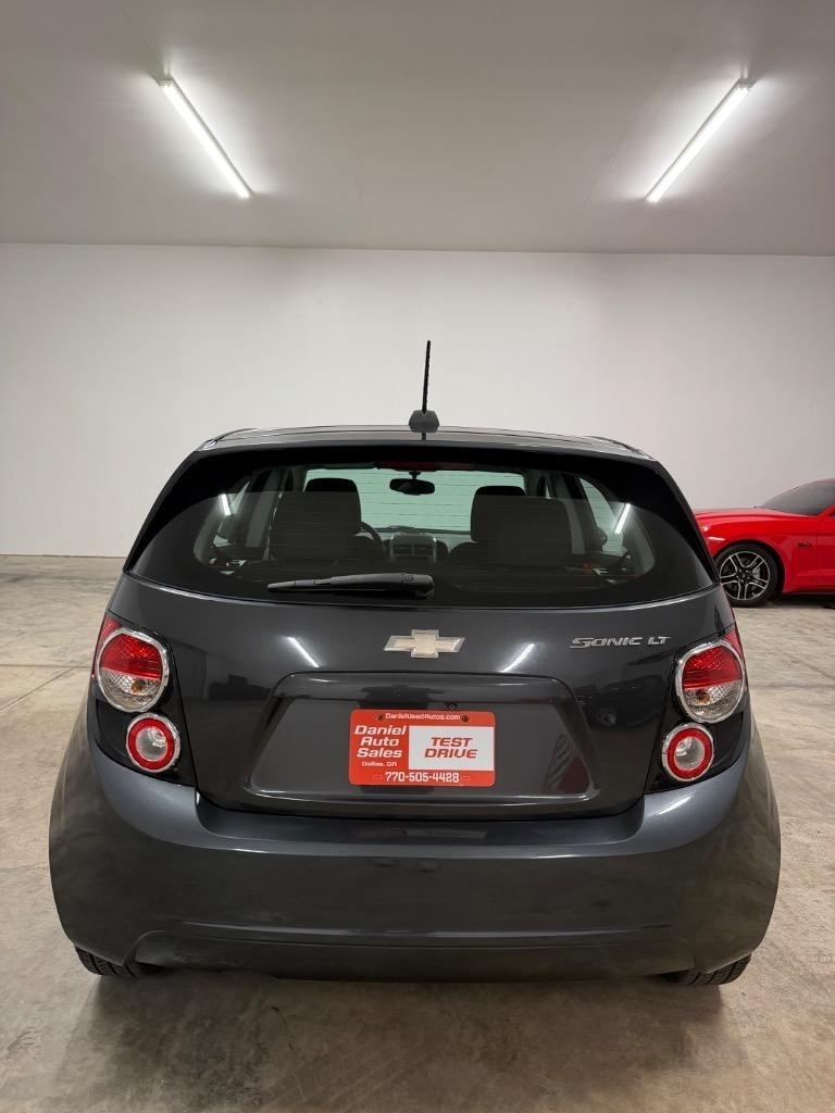 Chevrolet Sonic LT Auto 5-Door 2015