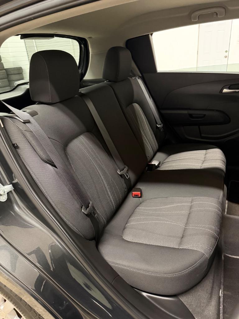 Chevrolet Sonic LT Auto 5-Door 2015