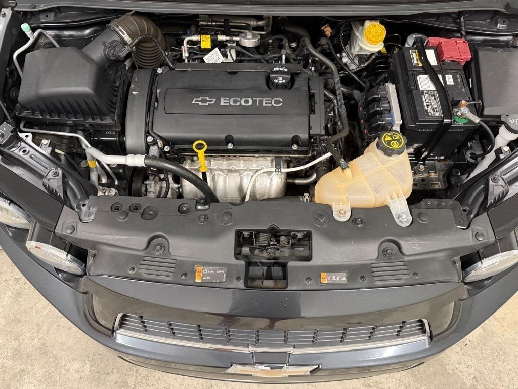 Chevrolet Sonic LT Auto 5-Door 2015