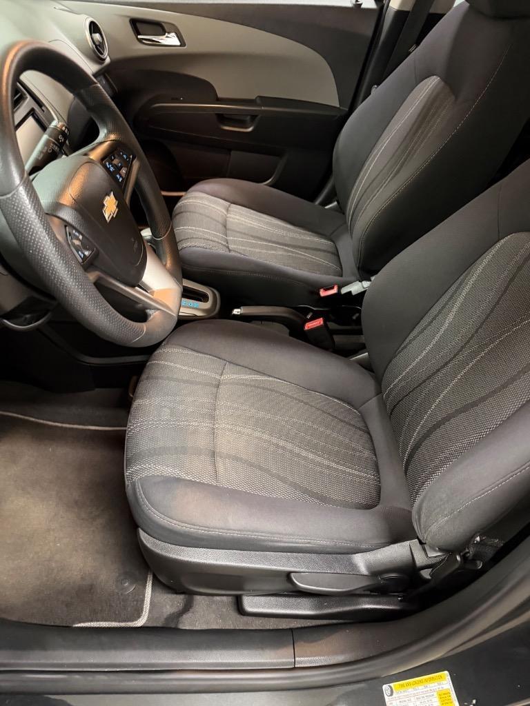 Chevrolet Sonic LT Auto 5-Door 2015
