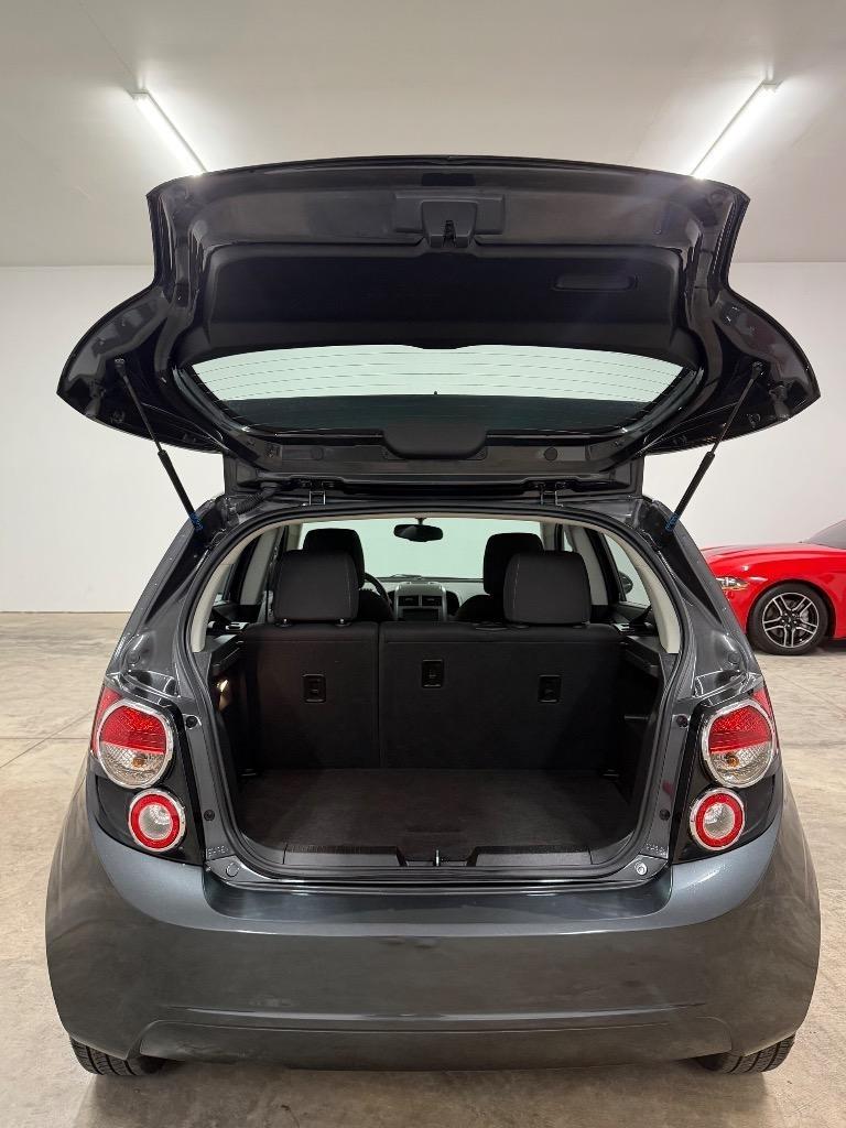 Chevrolet Sonic LT Auto 5-Door 2015