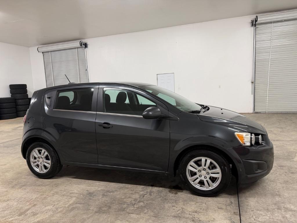 Chevrolet Sonic LT Auto 5-Door 2015