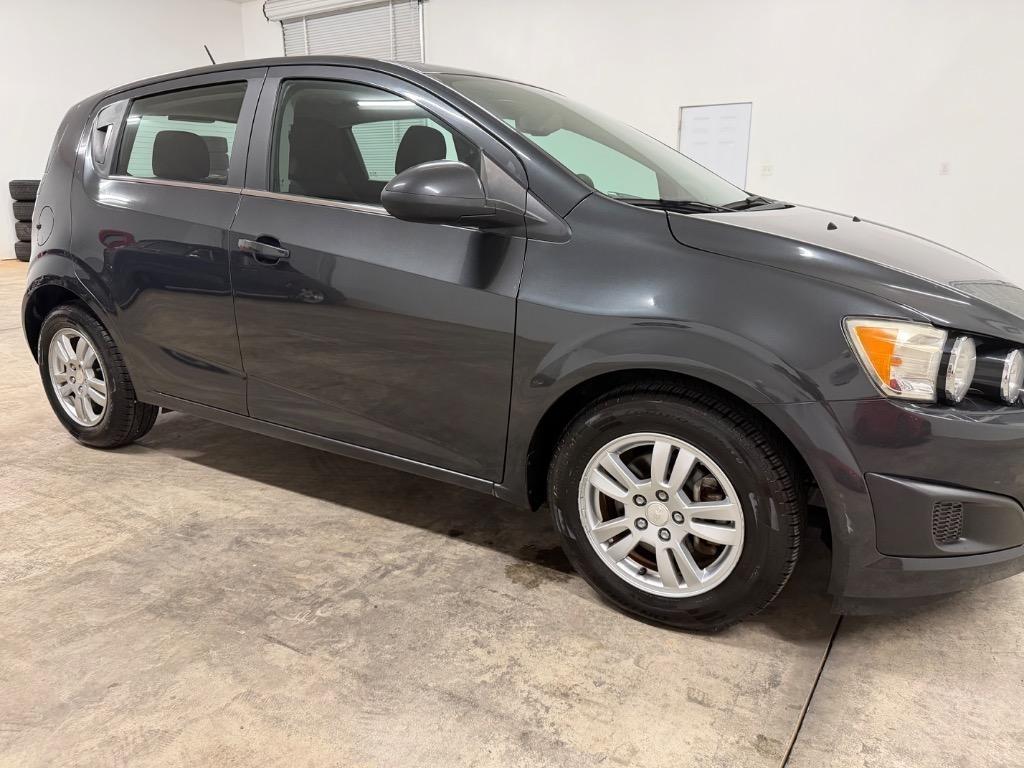 Chevrolet Sonic LT Auto 5-Door 2015