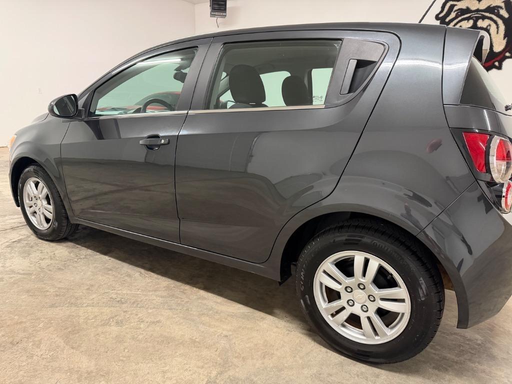 Chevrolet Sonic LT Auto 5-Door 2015
