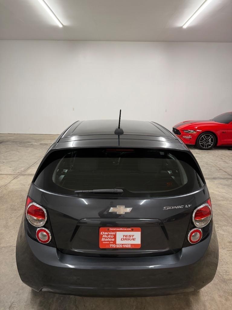 Chevrolet Sonic LT Auto 5-Door 2015