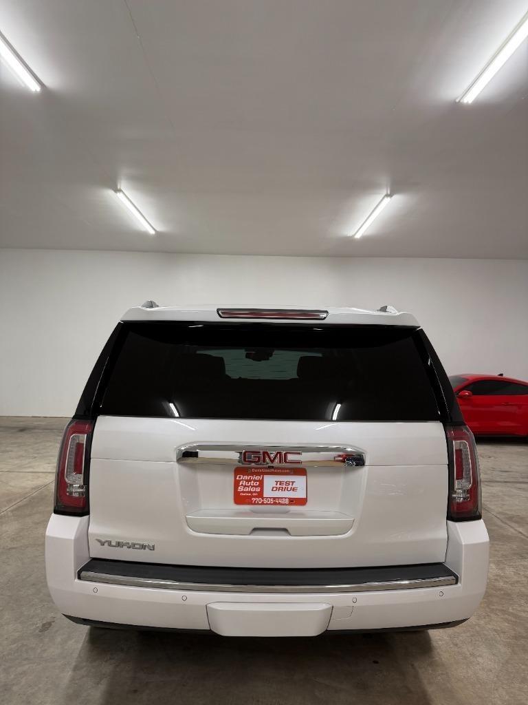 GMC Yukon Denali 4WD 2020