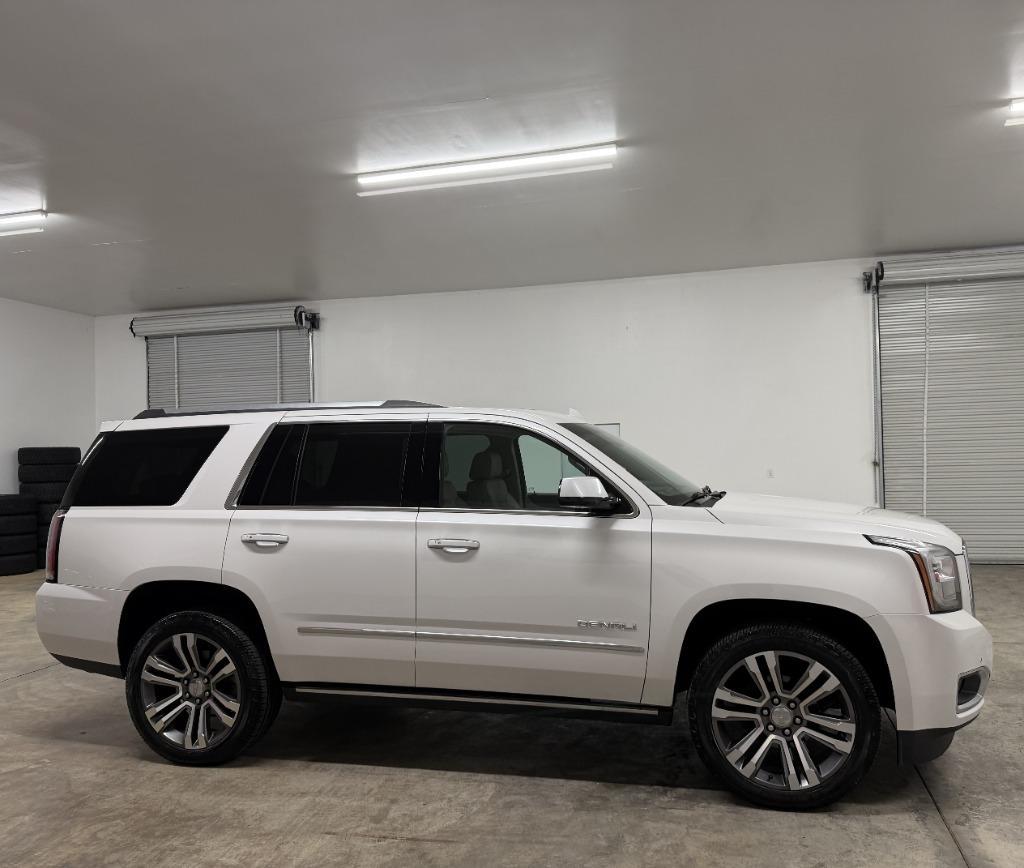 GMC Yukon Denali 4WD 2020