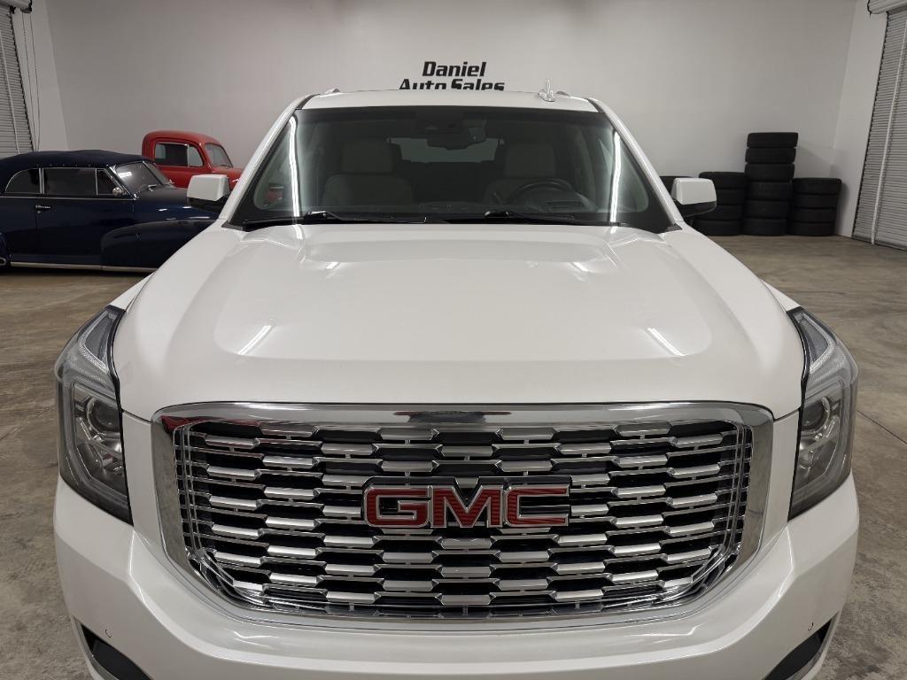 GMC Yukon Denali 4WD 2020
