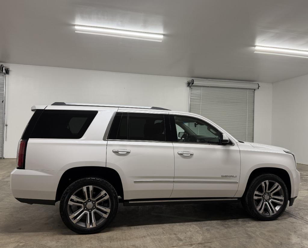 GMC Yukon Denali 4WD 2020