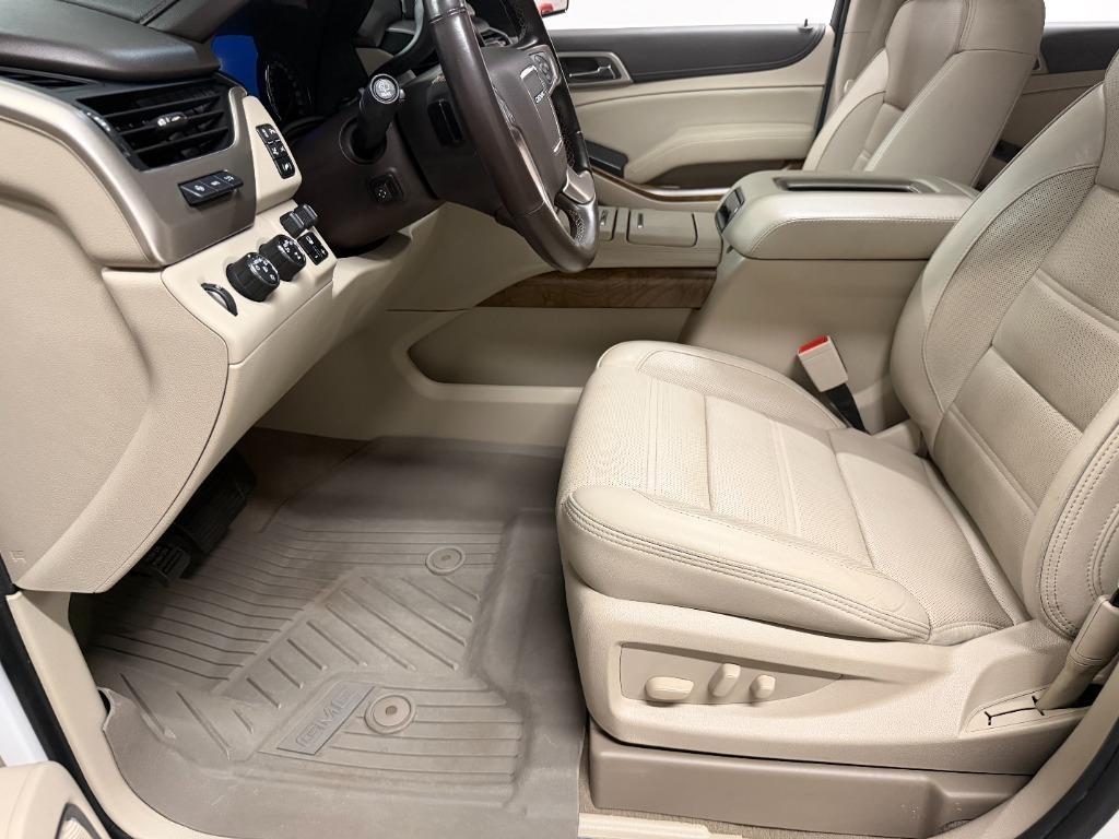 GMC Yukon Denali 4WD 2020