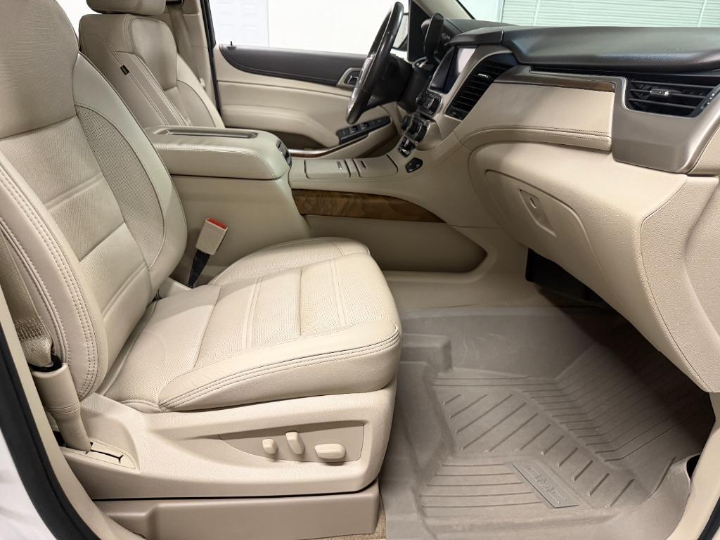 GMC Yukon Denali 4WD 2020