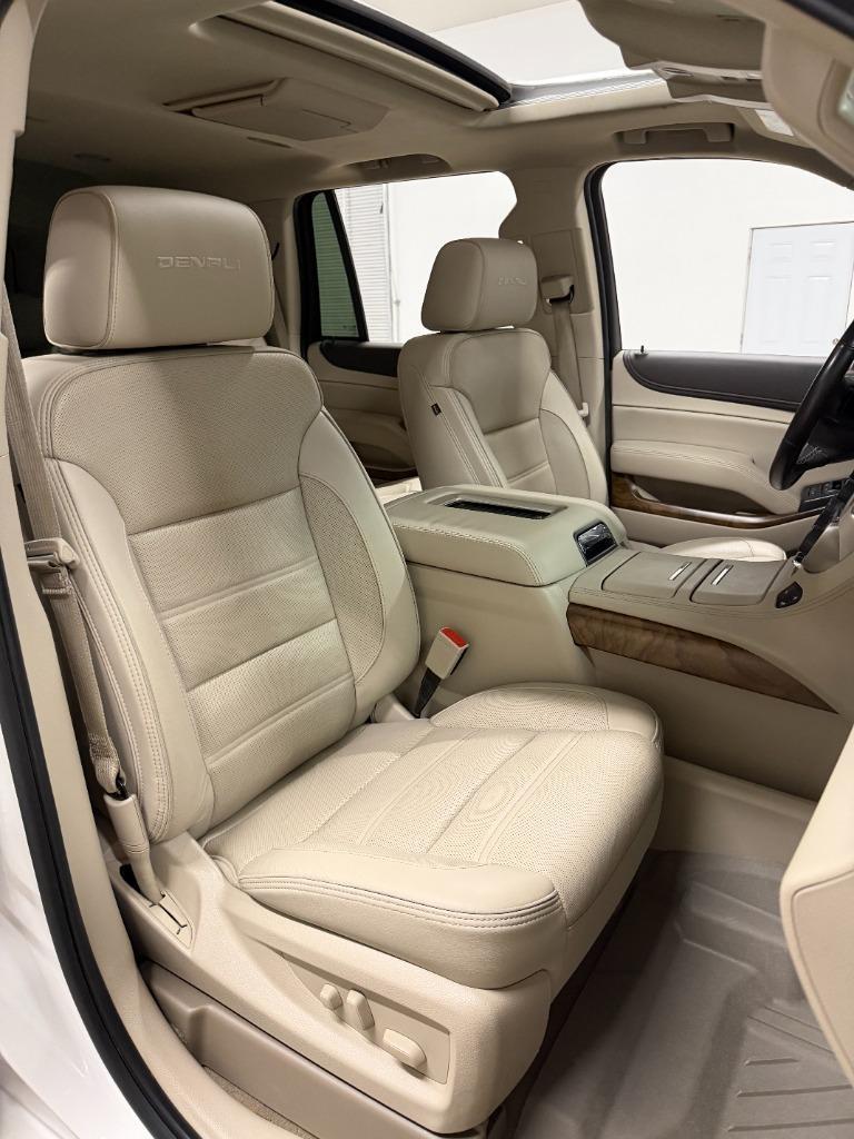 GMC Yukon Denali 4WD 2020