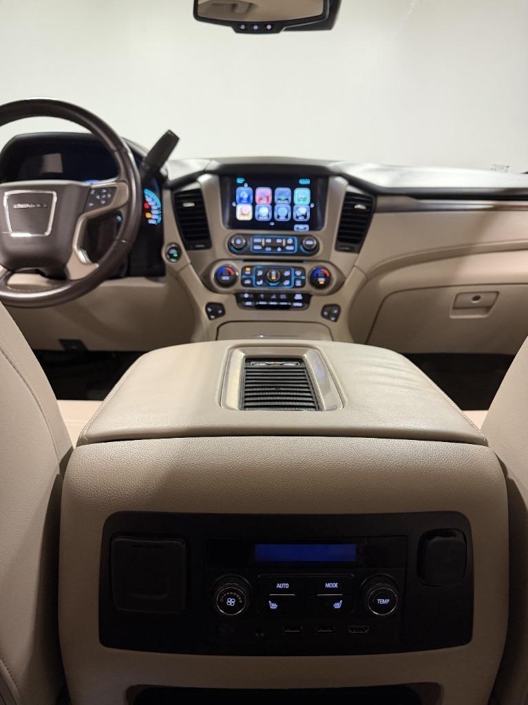 GMC Yukon Denali 4WD 2020