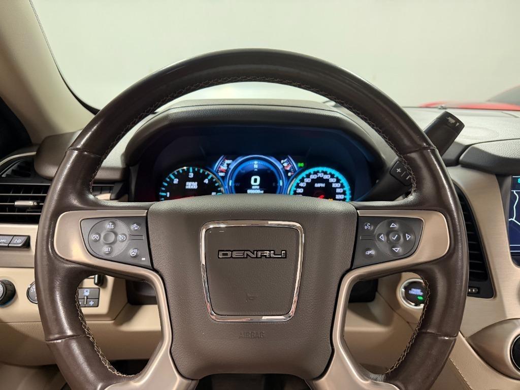 GMC Yukon Denali 4WD 2020