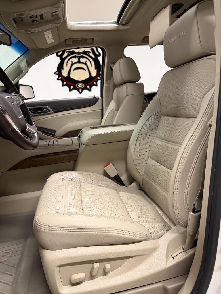 GMC Yukon Denali 4WD 2020