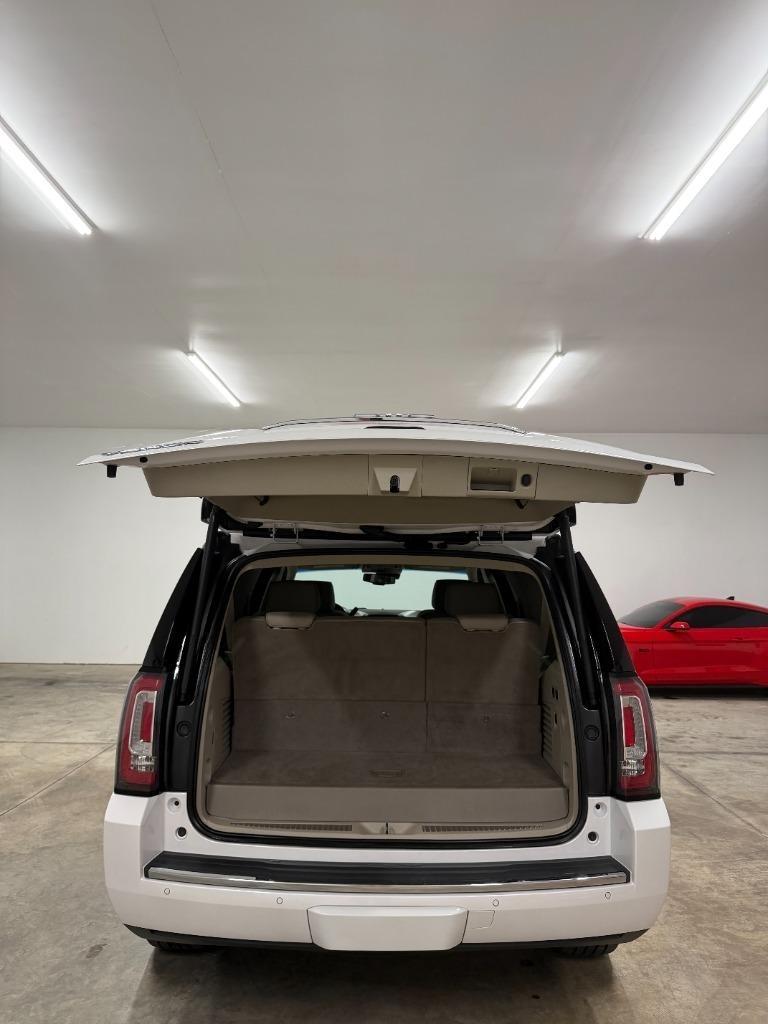 GMC Yukon Denali 4WD 2020