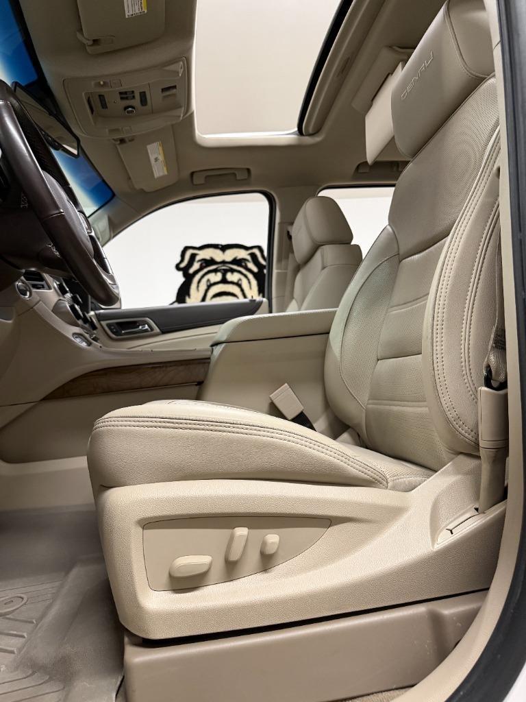 GMC Yukon Denali 4WD 2020