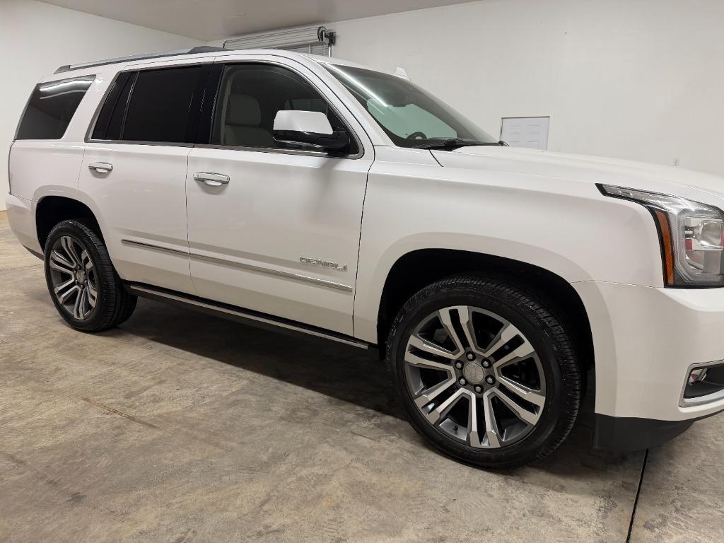 GMC Yukon Denali 4WD 2020
