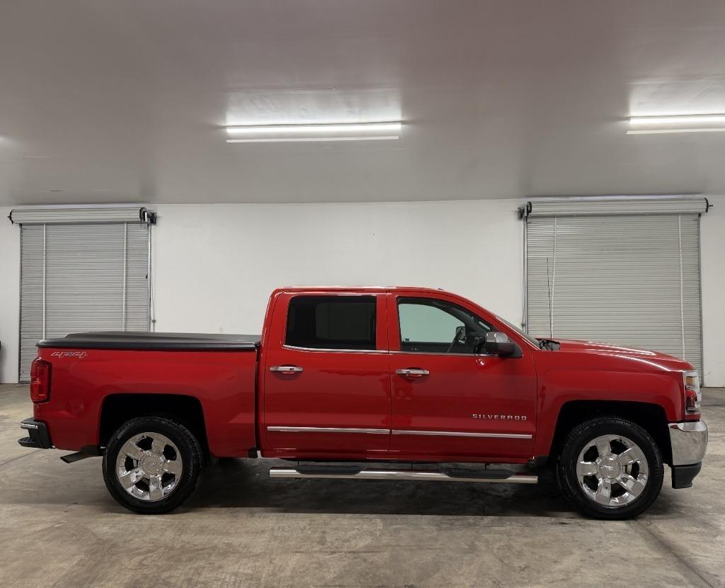 Chevrolet Silverado 1500 LTZ Crew Cab 4WD 2017