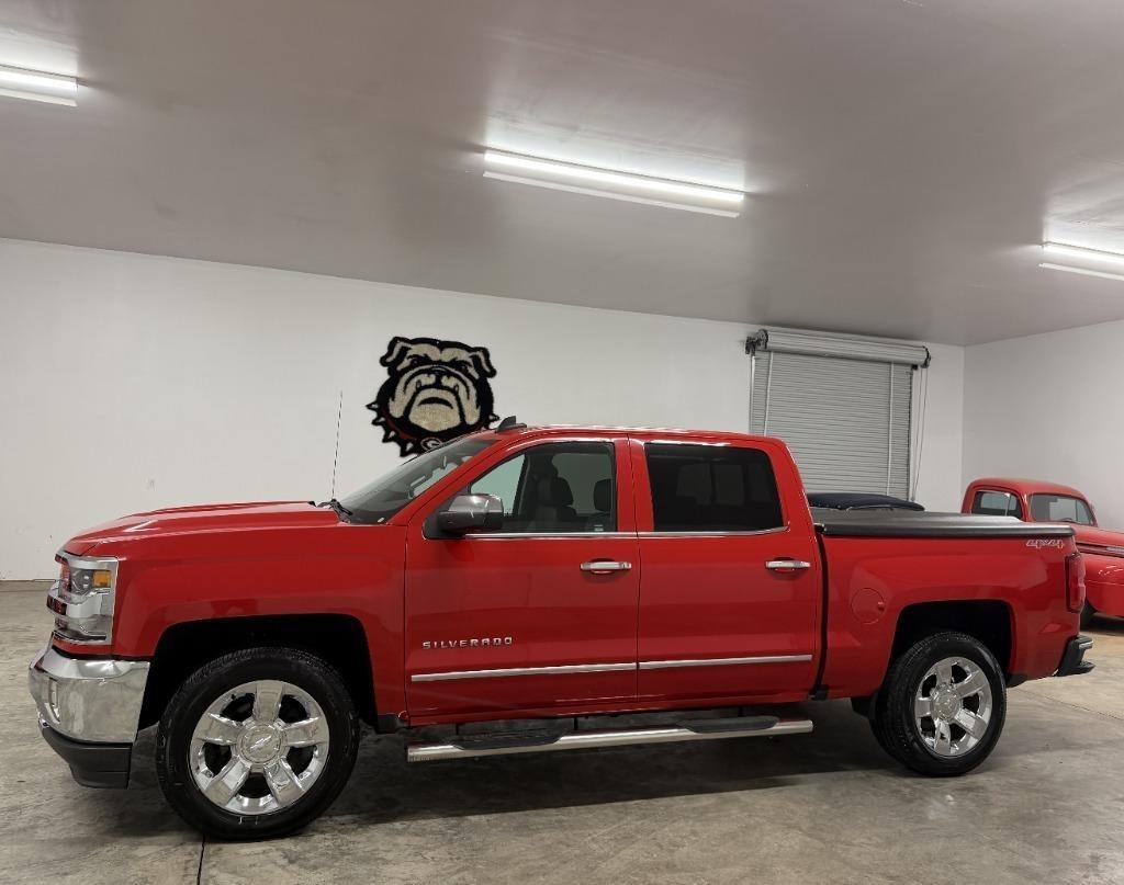 Chevrolet Silverado 1500 LTZ Crew Cab 4WD 2017