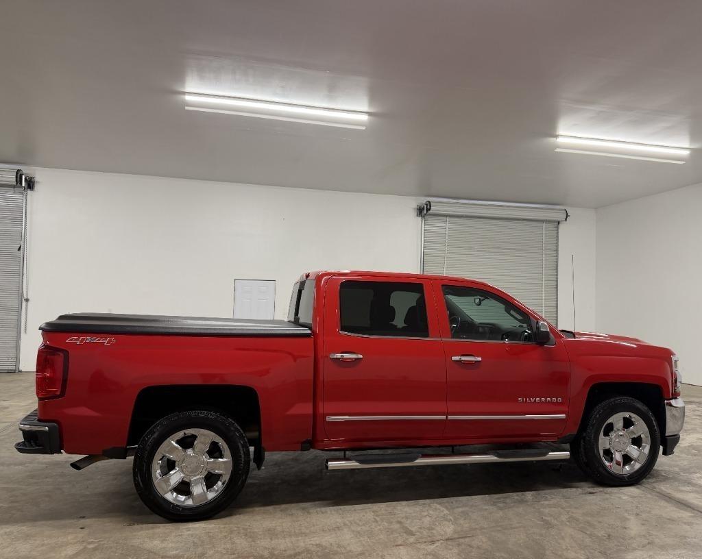 Chevrolet Silverado 1500 LTZ Crew Cab 4WD 2017