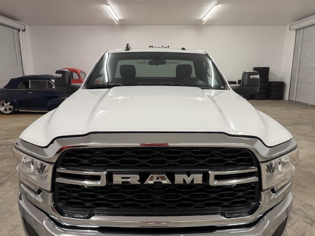 RAM 2500 ST 4WD 2024
