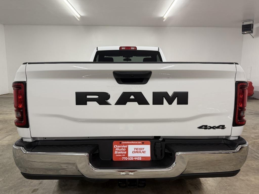 RAM 2500 ST 4WD 2024
