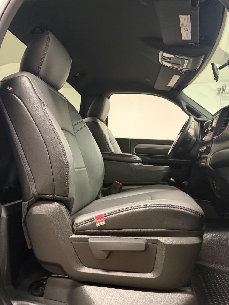 RAM 2500 ST 4WD 2024