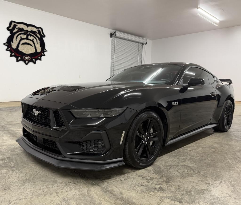 Ford Mustang GT Coupe 2025