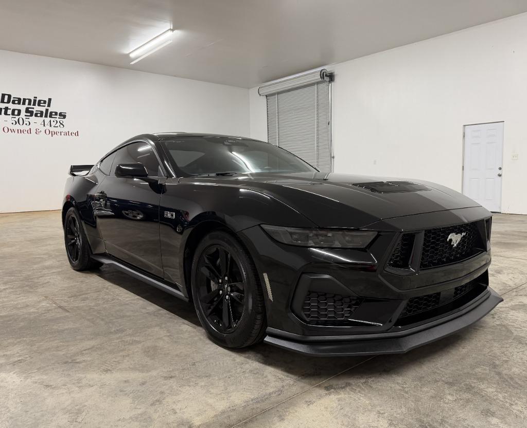 Ford Mustang GT Coupe 2025