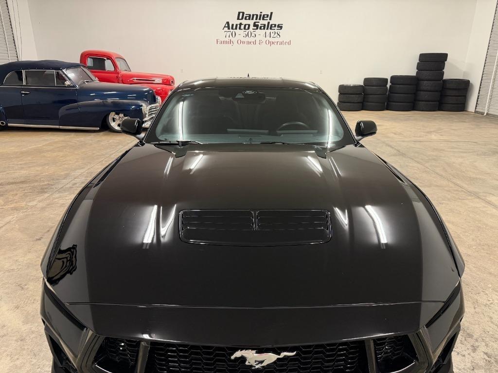 Ford Mustang GT Coupe 2025