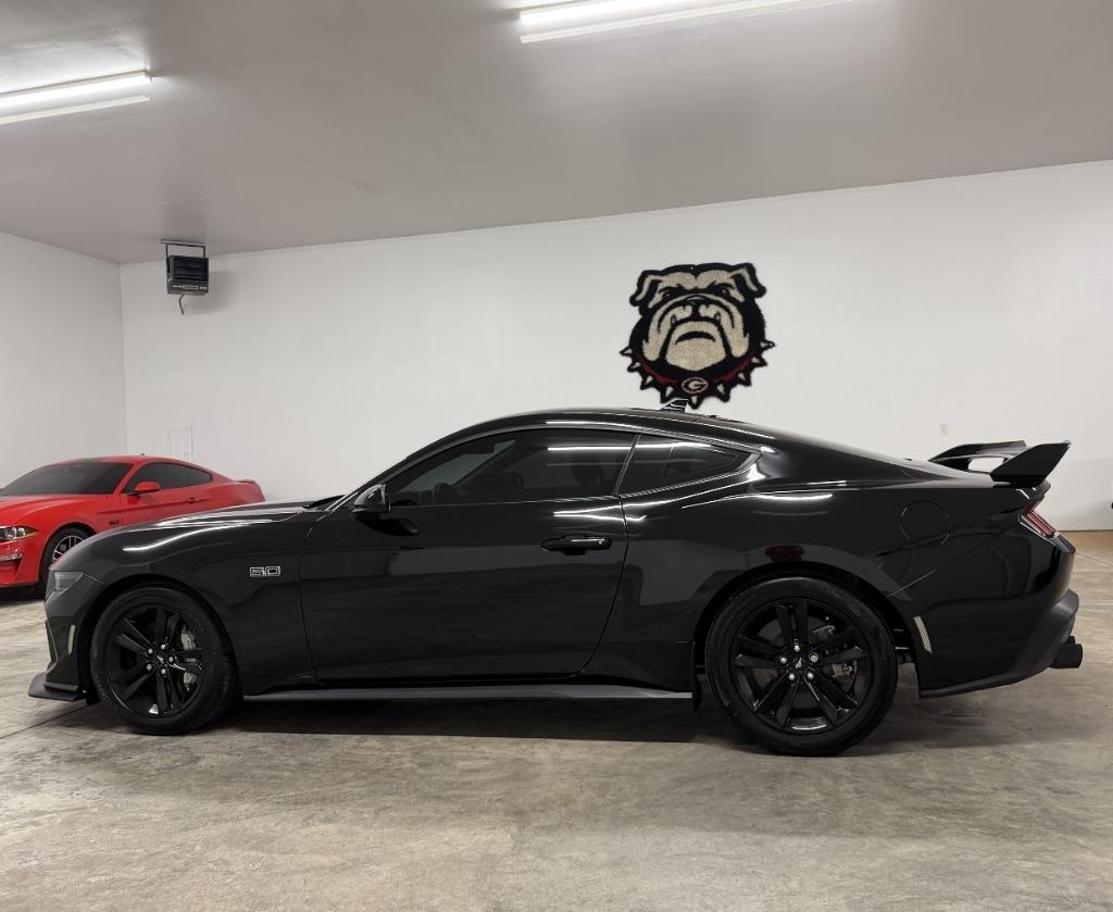 Ford Mustang GT Coupe 2025