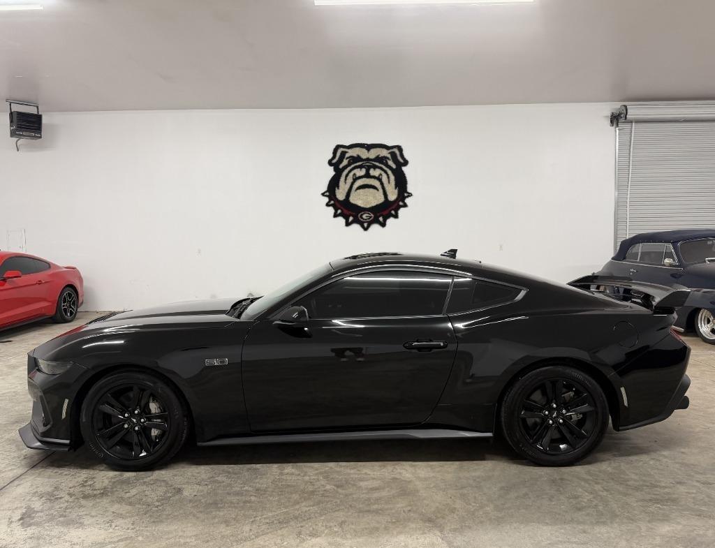 Ford Mustang GT Coupe 2025