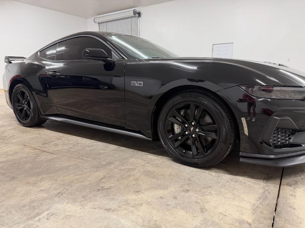 Ford Mustang GT Coupe 2025