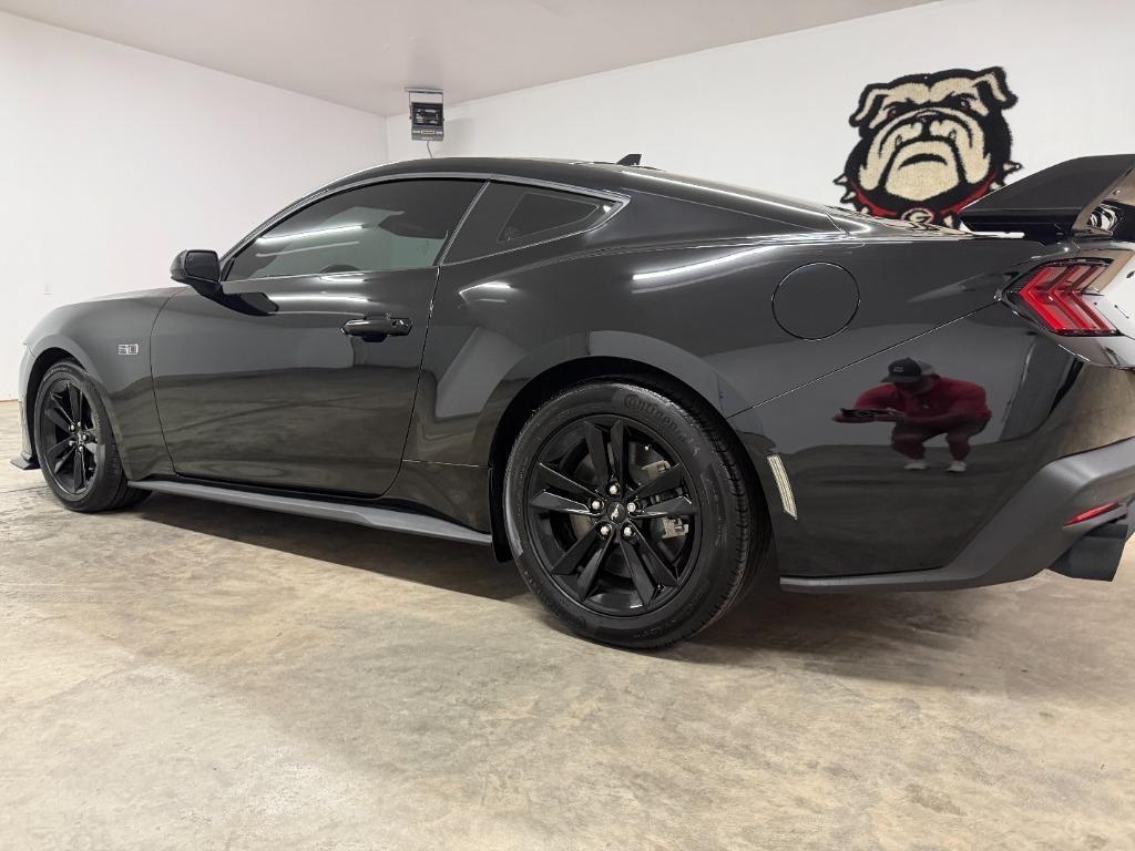 Ford Mustang GT Coupe 2025