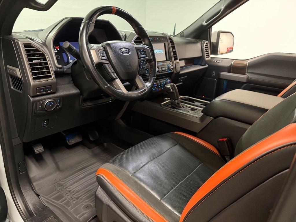 Ford F-150 Raptor SuperCrew 4WD 2017