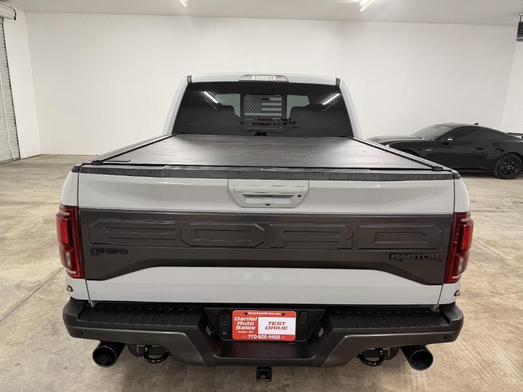 Ford F-150 Raptor SuperCrew 4WD 2017