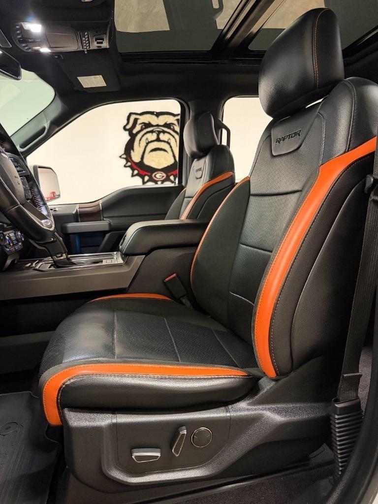 Ford F-150 Raptor SuperCrew 4WD 2017