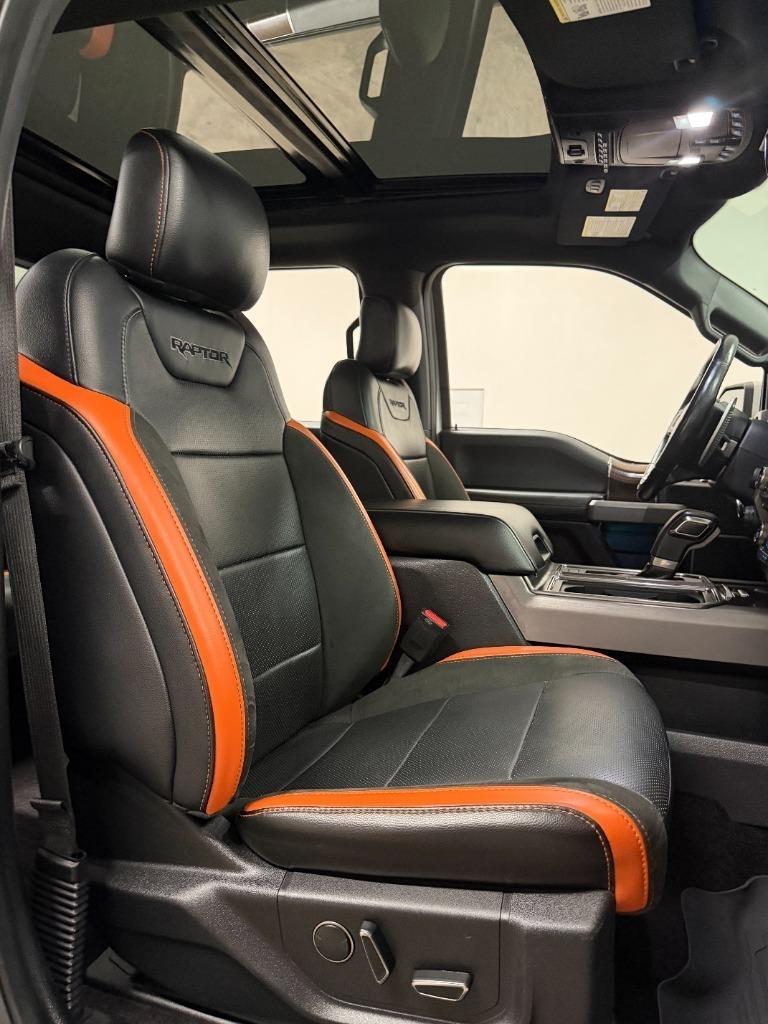 Ford F-150 Raptor SuperCrew 4WD 2017